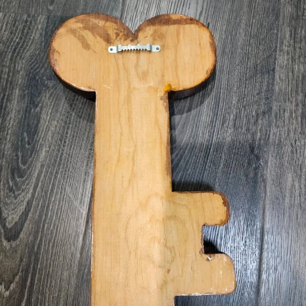 Vintage Handmade Carved Wooden Wood Key Wall Holder Hooks Kitsch Decor 13